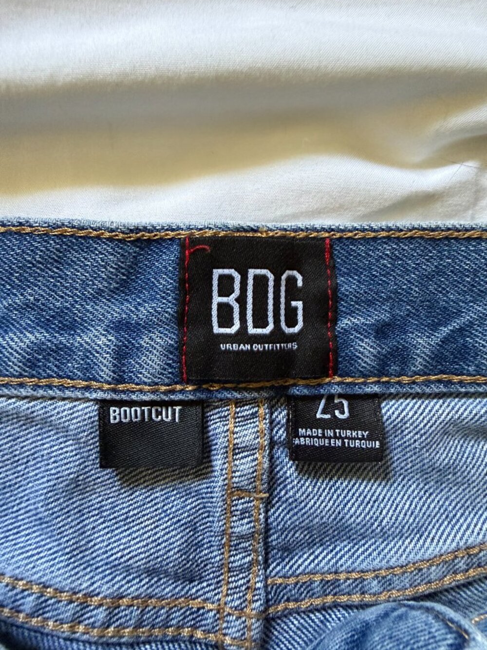 BDG Urban Outfitters Women's Bootcut Jeans Medium Wash Size 25 - Picture 5 of 7